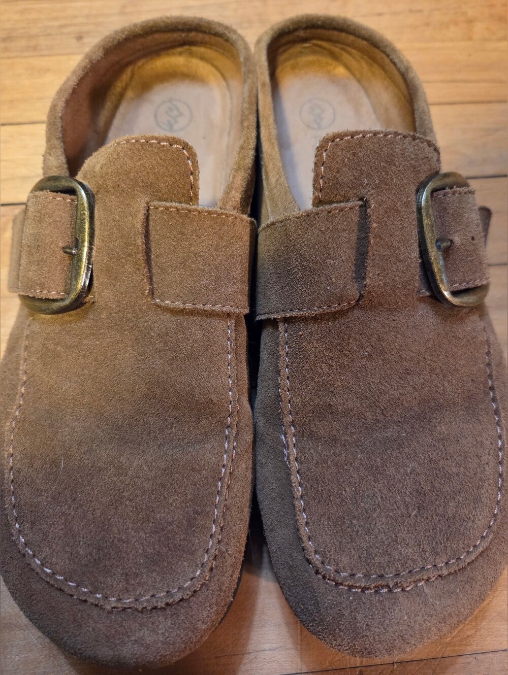 Women's White Mountain Bueno Clogs Brown Suede With Large Buckle Sz 10